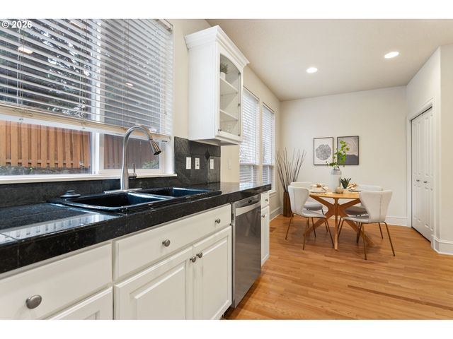 12774 Nw ALSACE Ln, Portland, OR 97229