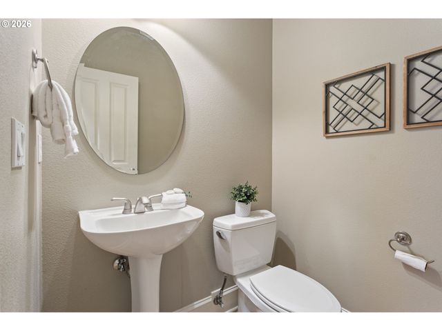 12774 Nw ALSACE Ln, Portland, OR 97229