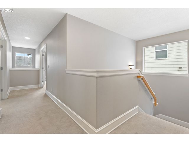 12774 Nw ALSACE Ln, Portland, OR 97229