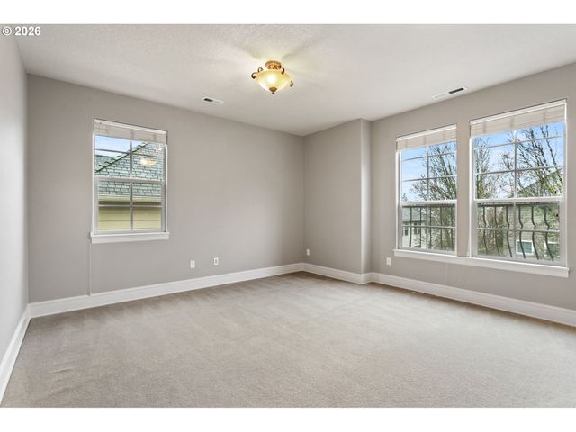 12774 Nw ALSACE Ln, Portland, OR 97229