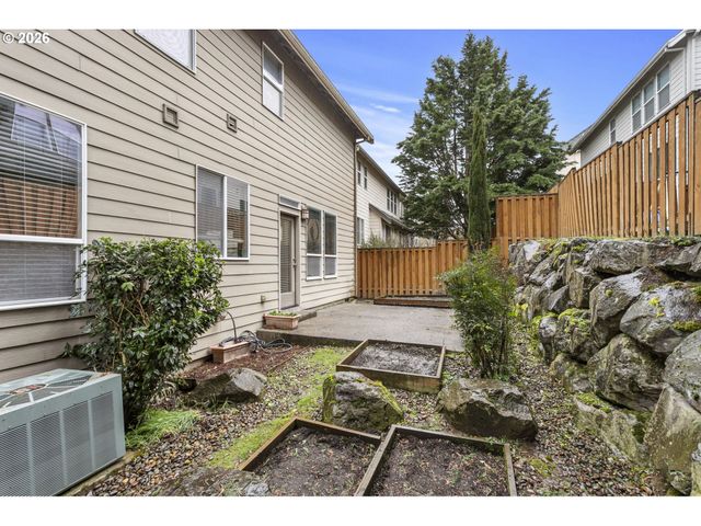 12774 Nw ALSACE Ln, Portland, OR 97229