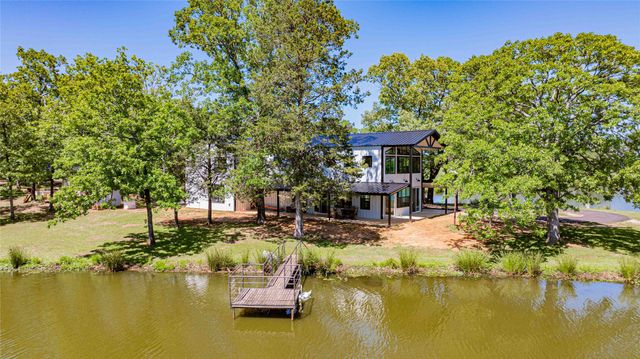 636 County Road 3330, Omaha, TX 75571