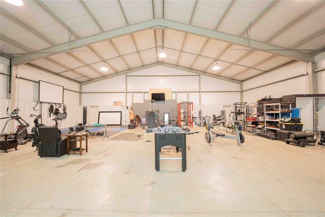 636 County Road 3330, Omaha, TX 75571