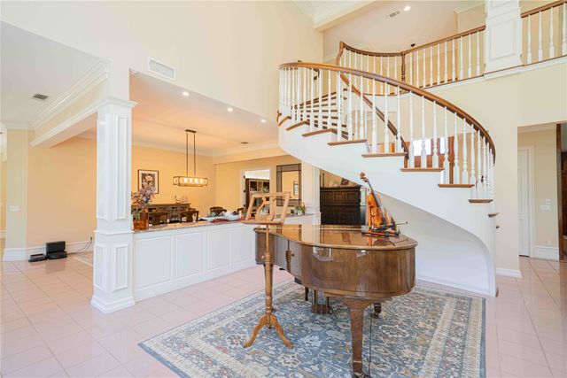 636 County Road 3330, Omaha, TX 75571