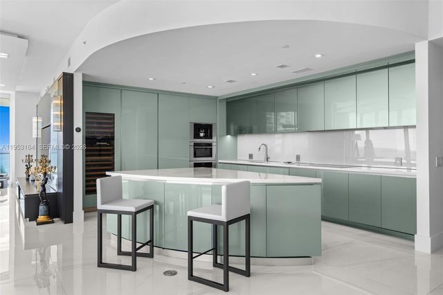 18975 Collins Avenue 400, Sunny Isles Beach, FL 33160