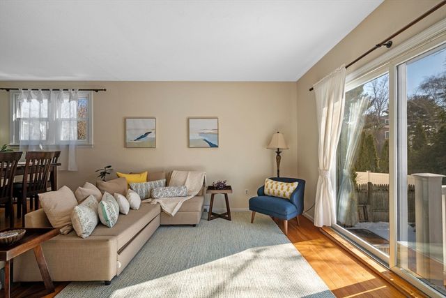 9 Lincoln Park, Marblehead, MA 01945