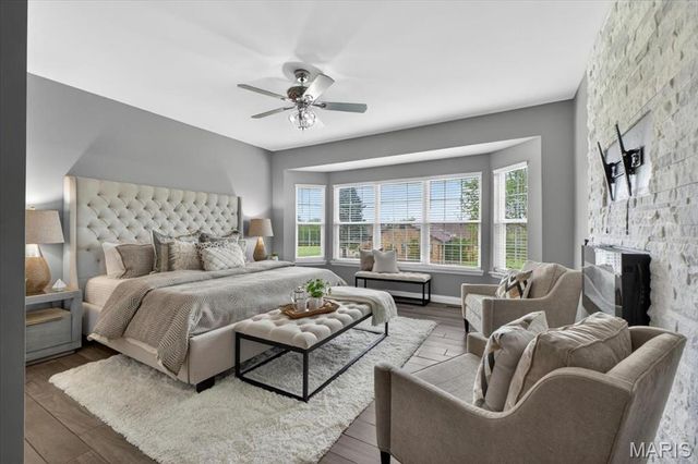522 Sgt Pepper Drive, St Peters, MO 63376