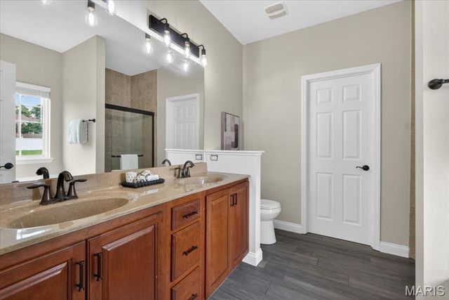 522 Sgt Pepper Drive, St Peters, MO 63376