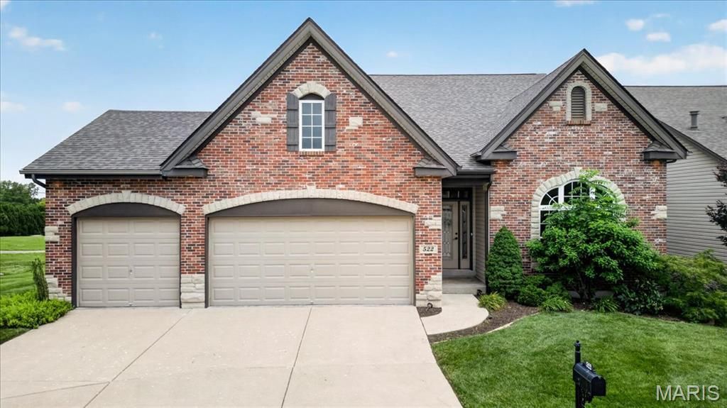 522 Sgt Pepper Drive, St Peters, MO 63376