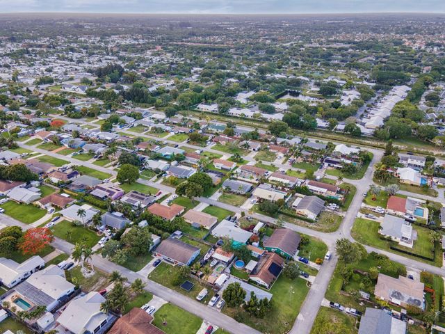 3754 Barkis Avenue, Boynton Beach, FL 33436