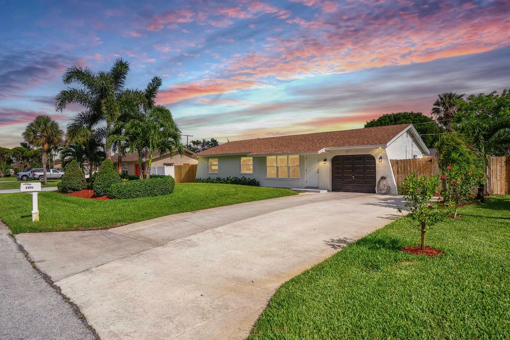 3754 Barkis Avenue, Boynton Beach, FL 33436