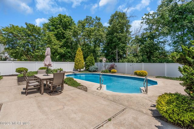30 Deborah Lane, Howell, NJ 07731