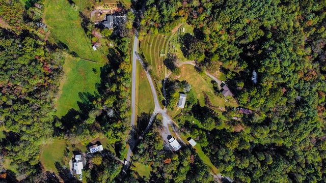 55 Mount Pleasant Drive, Ellijay, GA 30540