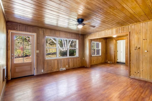 55 Mount Pleasant Drive, Ellijay, GA 30540