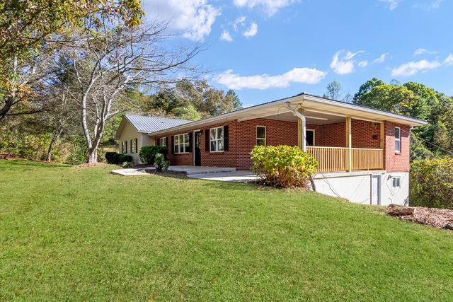 55 Mount Pleasant Drive, Ellijay, GA 30540