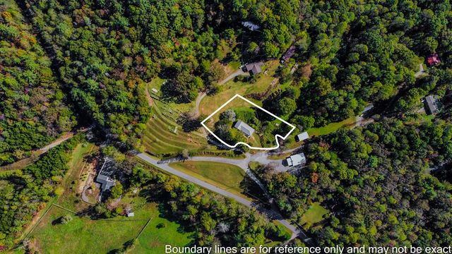 55 Mount Pleasant Drive, Ellijay, GA 30540