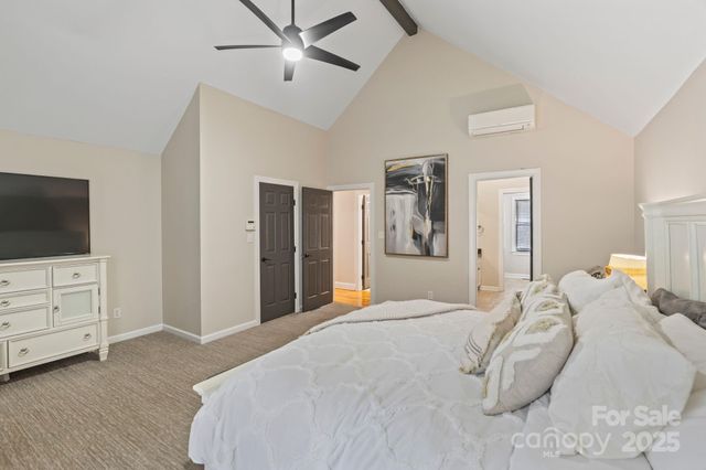 4150 Wandering Lane NE, Hickory, NC 28601