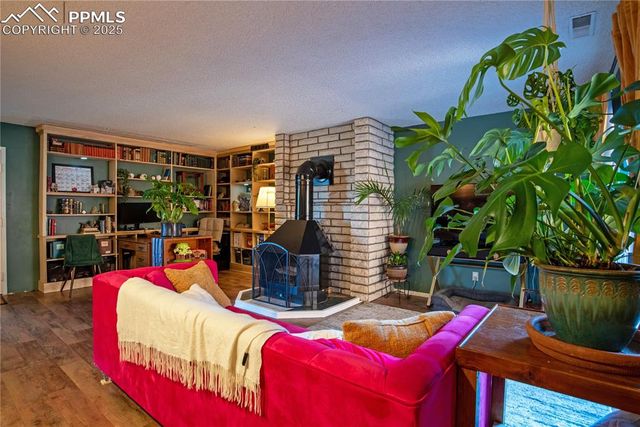 935 Saturn Drive 101, Colorado Springs, CO 80905