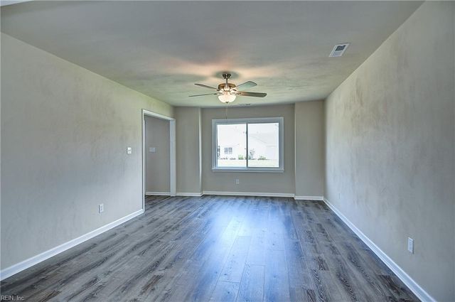 2133 Weybridge DR, Virginia Beach, VA 23454