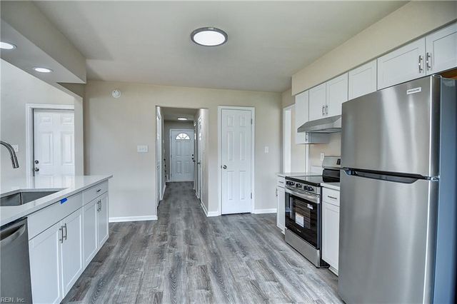 2133 Weybridge DR, Virginia Beach, VA 23454