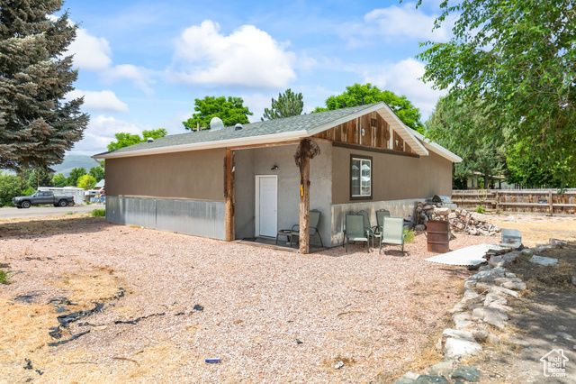 195 S 200 E, Monroe, UT 84754