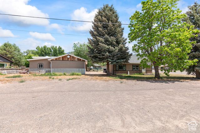 195 S 200 E, Monroe, UT 84754