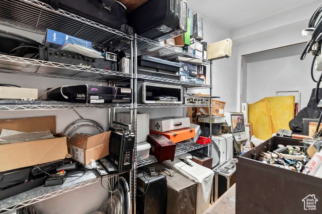 195 S 200 E, Monroe, UT 84754