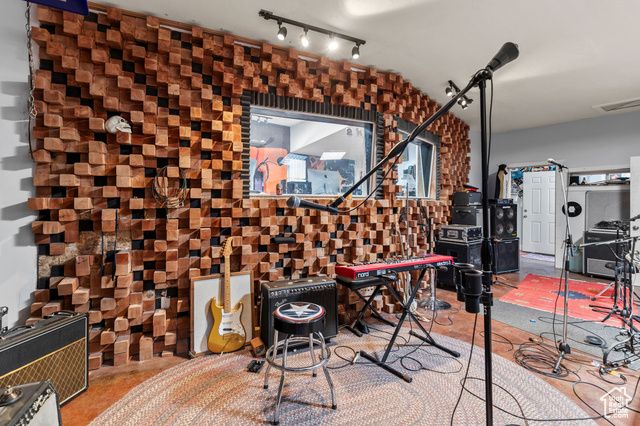 195 S 200 E, Monroe, UT 84754