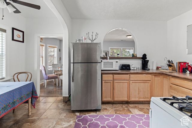 195 S 200 E, Monroe, UT 84754