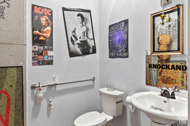 195 S 200 E, Monroe, UT 84754