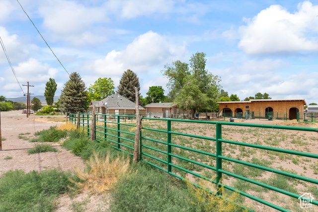 195 S 200 E, Monroe, UT 84754