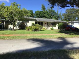 14730 NE 9th Ave, Miami, FL 33161