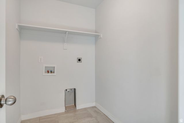 3552 W ALTA LOMA LN, South Jordan, UT 84095