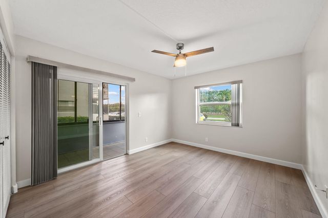 932 Flanders T, Delray Beach, FL 33484