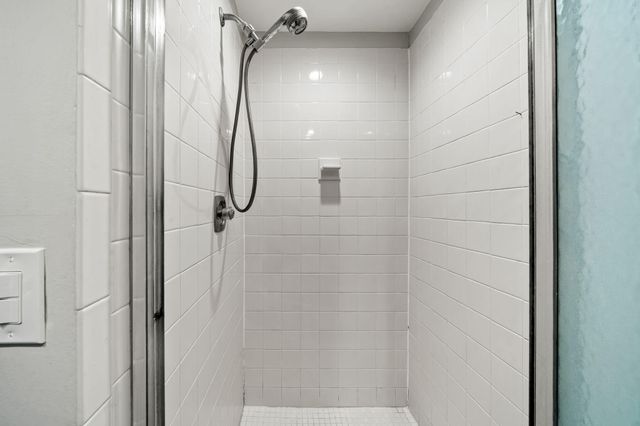 932 Flanders T, Delray Beach, FL 33484