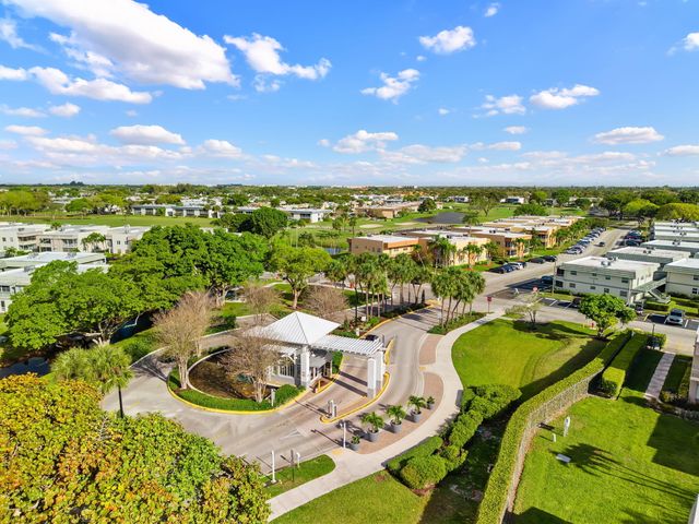 932 Flanders T, Delray Beach, FL 33484