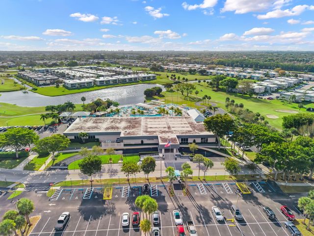 932 Flanders T, Delray Beach, FL 33484