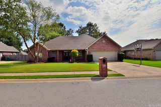 3212 Moonlighting Place, Bryant, AR 72022