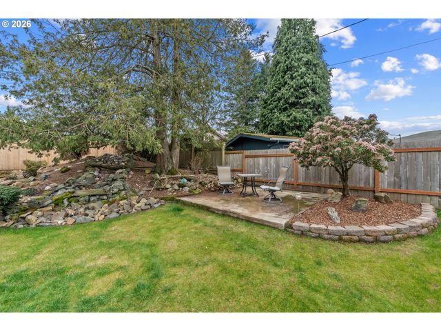 18030 Se PERSHING Ct, Portland, OR 97236