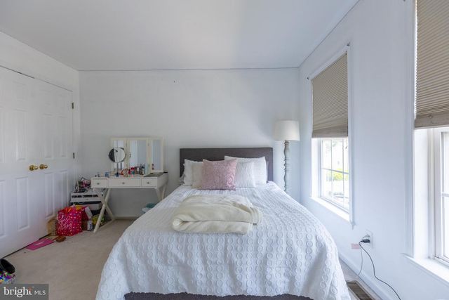 536 E BOXBOROUGH DR, Wilmington, DE 19810