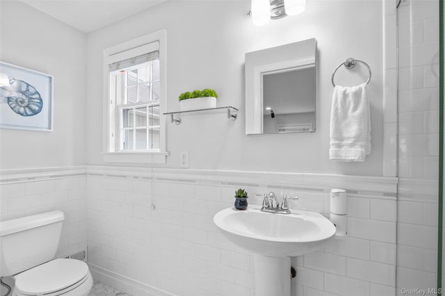 213 N Barry Avenue, Mamaroneck, NY 10543
