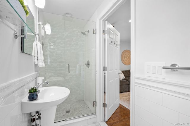 213 N Barry Avenue, Mamaroneck, NY 10543