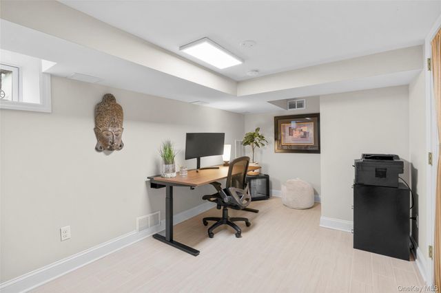213 N Barry Avenue, Mamaroneck, NY 10543