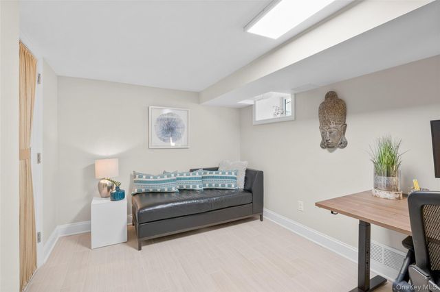 213 N Barry Avenue, Mamaroneck, NY 10543