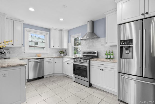 213 N Barry Avenue, Mamaroneck, NY 10543