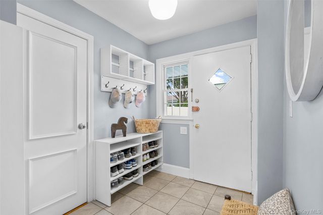 213 N Barry Avenue, Mamaroneck, NY 10543