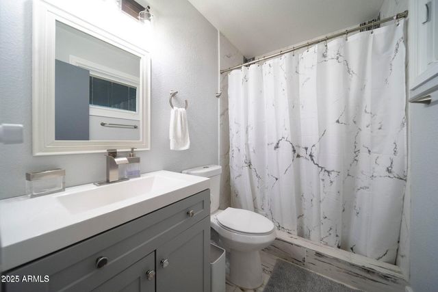 11470 N 64TH Street, Scottsdale, AZ 85254