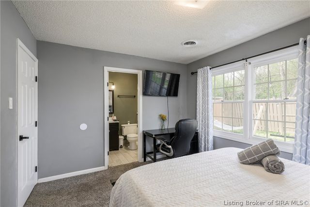 206 Hopkins Lane, Jeffersonville, IN 47130