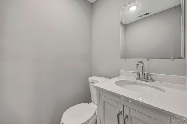 5143 Camargo Road, Cincinnati, OH 45227