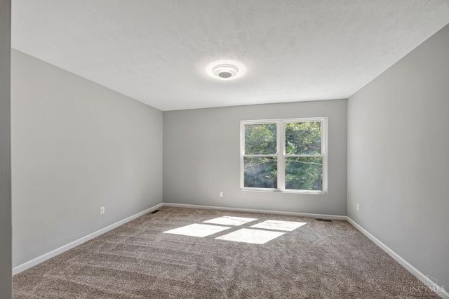 5143 Camargo Road, Cincinnati, OH 45227